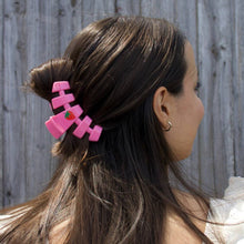 Load image into Gallery viewer, Classic | Handpicked | Medium Hair Clip