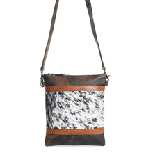 Load image into Gallery viewer, Maverick Crossbody Bag