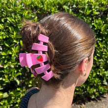 Load image into Gallery viewer, Classic | Handpicked | Large Hair Clip