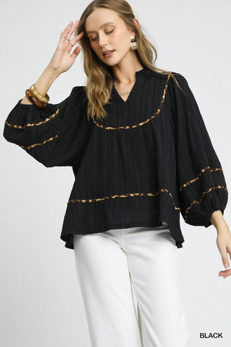 Animal Detail Top