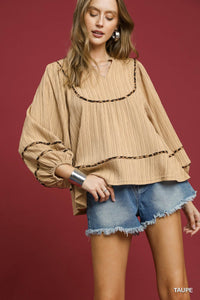Animal Detail Top