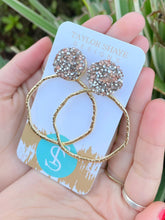 Load image into Gallery viewer, Glitter Top Hoops