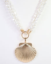 Load image into Gallery viewer, Turks Pearl Shell Necklace Cream