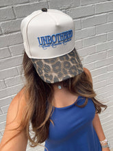Load image into Gallery viewer, Leopard Vintage Trucker Hat