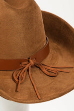 Load image into Gallery viewer, Heart Buckle Western Cowboy Hat