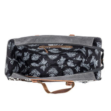 Load image into Gallery viewer, Saddle Belle Weekender
