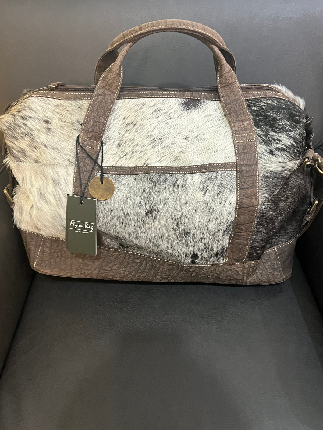 Myra Traveler Bag