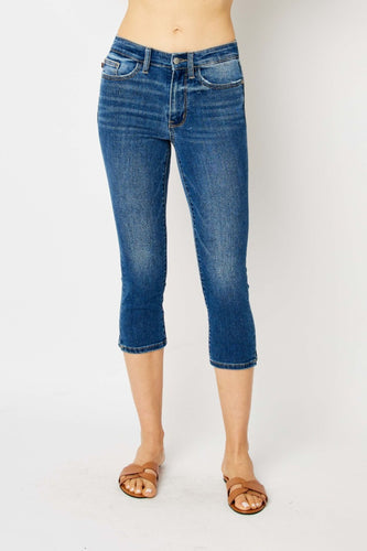 Judy Blue Side Slit Capri