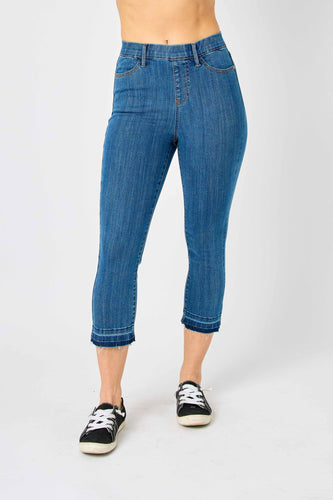 Judy Blue Capri Pull On