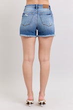 Load image into Gallery viewer, Judy Blue Vintage Wash Short