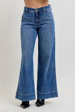 Load image into Gallery viewer, Judy Blue Petite Retro Wide