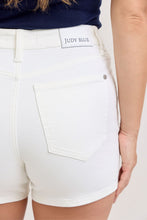 Load image into Gallery viewer, Judy Blue White Slim Short