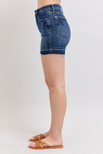 Load image into Gallery viewer, Judy Blue Release Hem Short