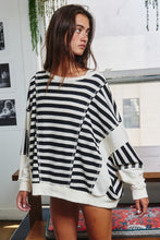 Load image into Gallery viewer, Wanted Sweatshirt