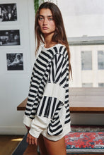 Load image into Gallery viewer, Wanted Sweatshirt