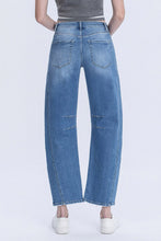 Load image into Gallery viewer, Vervet Barrel