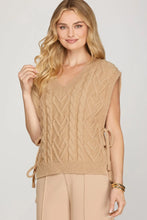 Load image into Gallery viewer, Side Tie Cable Vest