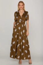 Load image into Gallery viewer, Floral Satin Dress