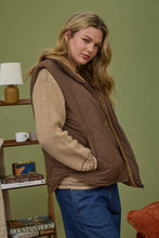 Load image into Gallery viewer, Quilted Vest