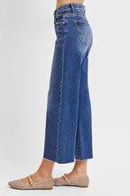 Load image into Gallery viewer, Risen Band Crop