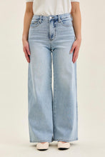Load image into Gallery viewer, Judy Blue Retro Wide Petite