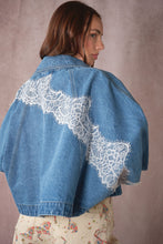 Load image into Gallery viewer, Lace Trim Jacket