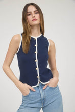 Load image into Gallery viewer, Detail Vest
