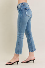 Load image into Gallery viewer, Judy Blue Vintage Kick Flare