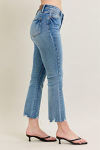 Load image into Gallery viewer, Judy Blue Vintage Kick Flare