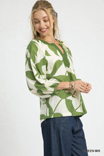 Load image into Gallery viewer, Leaf Print Top
