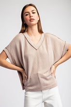 Load image into Gallery viewer, Fave V Neck Top