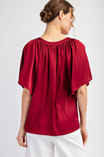 Load image into Gallery viewer, Notch Neck Top