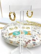 Load image into Gallery viewer, Stella Hoops