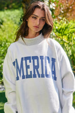 Load image into Gallery viewer, Vintage Mockneck