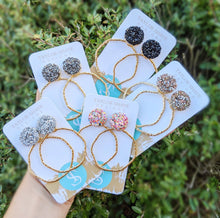 Load image into Gallery viewer, Glitter Top Hoops
