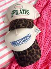 Load image into Gallery viewer, Leopard Vintage Trucker Hat