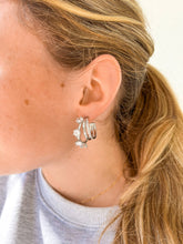 Load image into Gallery viewer, Juliana Hoops