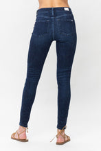 Load image into Gallery viewer, Judy Blue Mid Rise Skinny