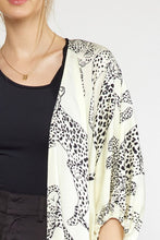 Load image into Gallery viewer, Cheetah Kimono