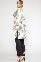 Load image into Gallery viewer, Cheetah Kimono